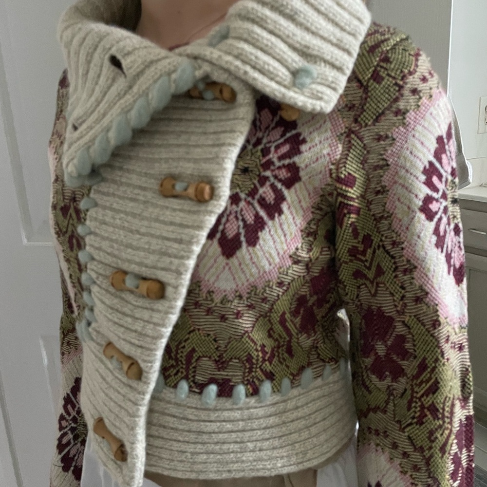 Anthropologie Sleeping on Snow” sweater. Gorgeous Details!